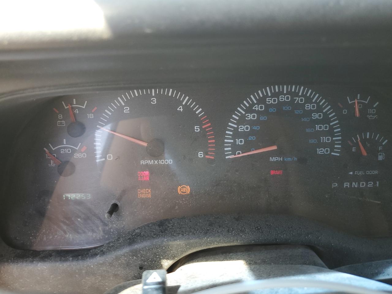 1999 Dodge Durango VIN: 1B4HS28Z1XF582089 Lot: 63106345