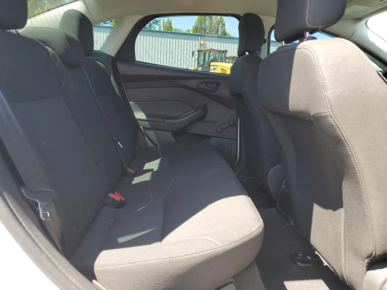 2016 Ford Focus S VIN: 1FADP3E27GL339328 Lot: 62845875