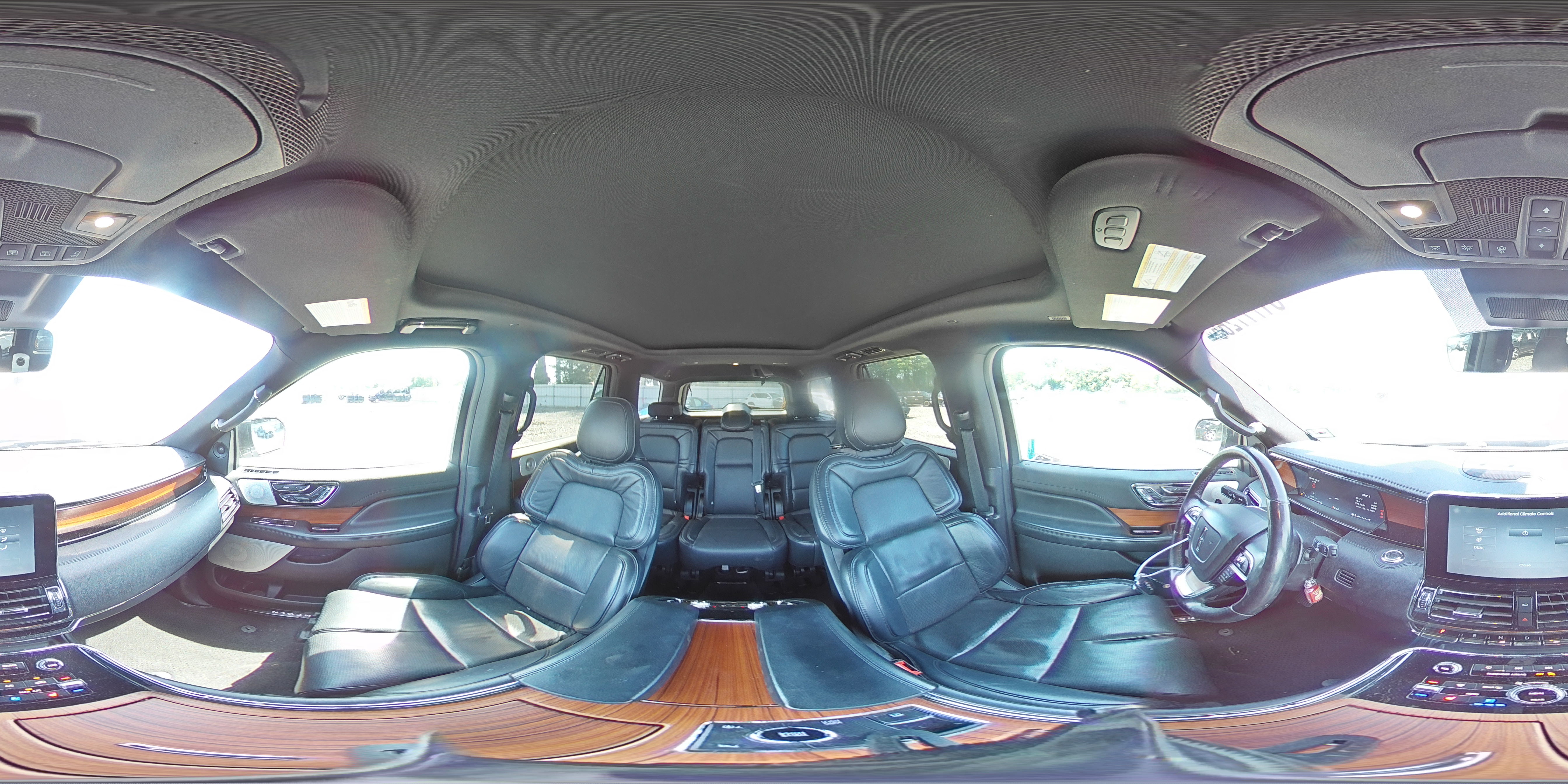 2019 Lincoln Navigator Reserve VIN: 5LMJJ2LT2KEL17957 Lot: 61777265