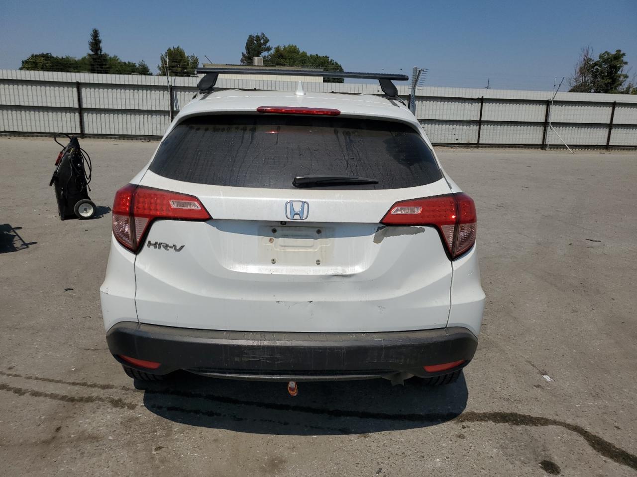 2017 Honda Hr-V Lx VIN: 3CZRU5H3XHM709254 Lot: 64517255