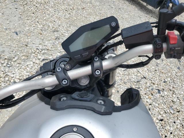 2016 YAMAHA FZ09   