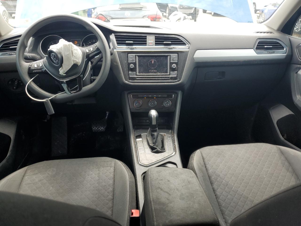 2018 Volkswagen Tiguan S VIN: 3VV1B7AX6JM010437 Lot: 65785025