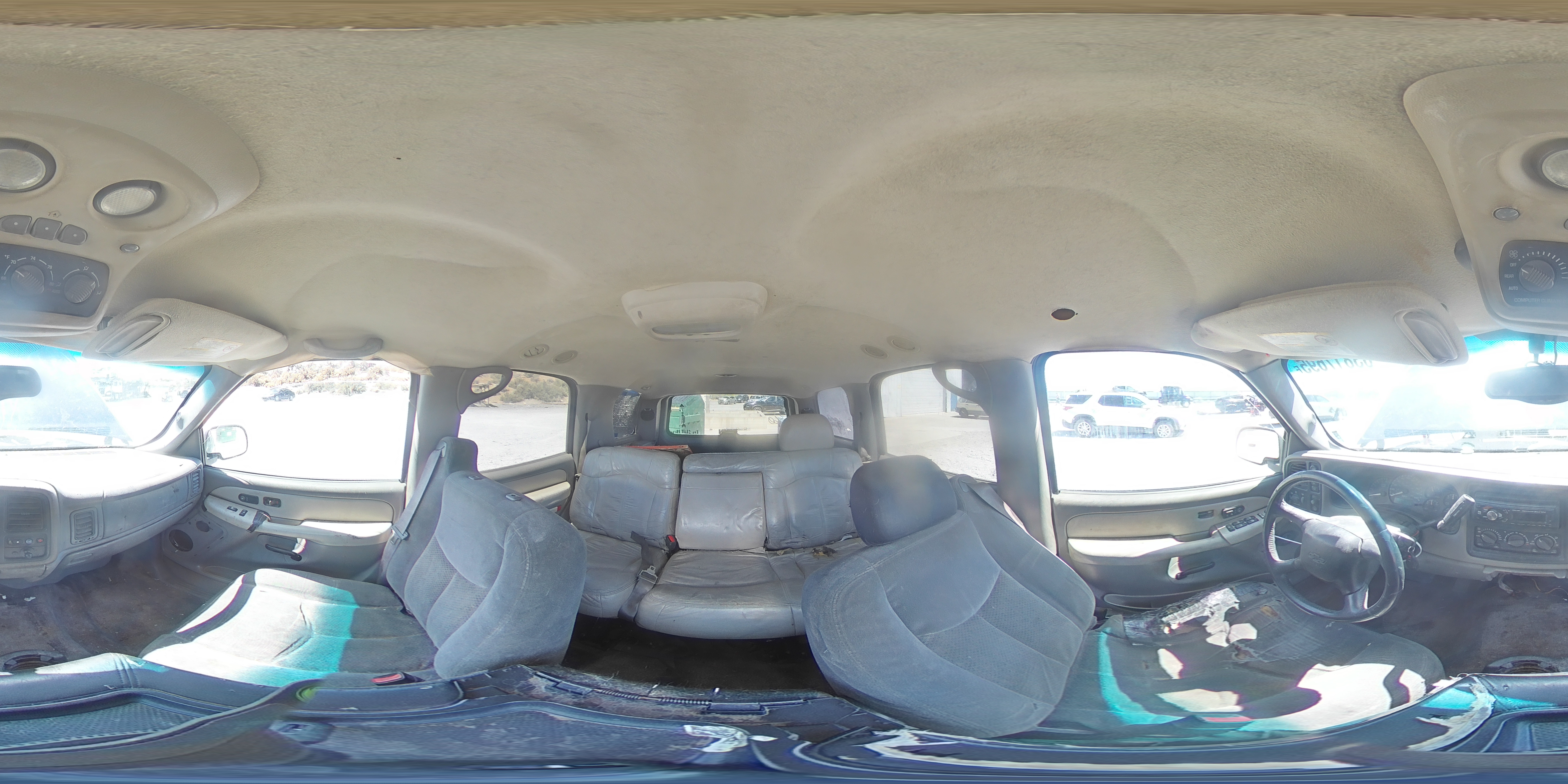 2002 Chevrolet Tahoe K1500 VIN: 1GNEK13TX2J288545 Lot: 63817695
