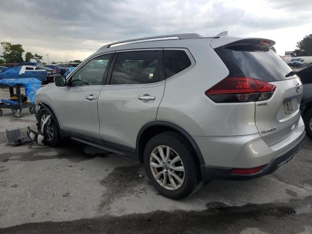  NISSAN ROGUE 2018 Srebrny