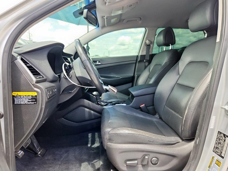 Parquets HYUNDAI TUCSON 2017 Silver