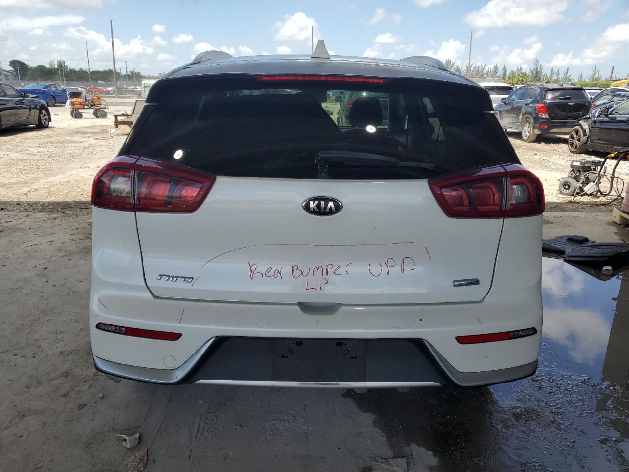 kndcb3lc7k5217193 KNDCB3LC7K5217193 2019 Kia Niro Fe