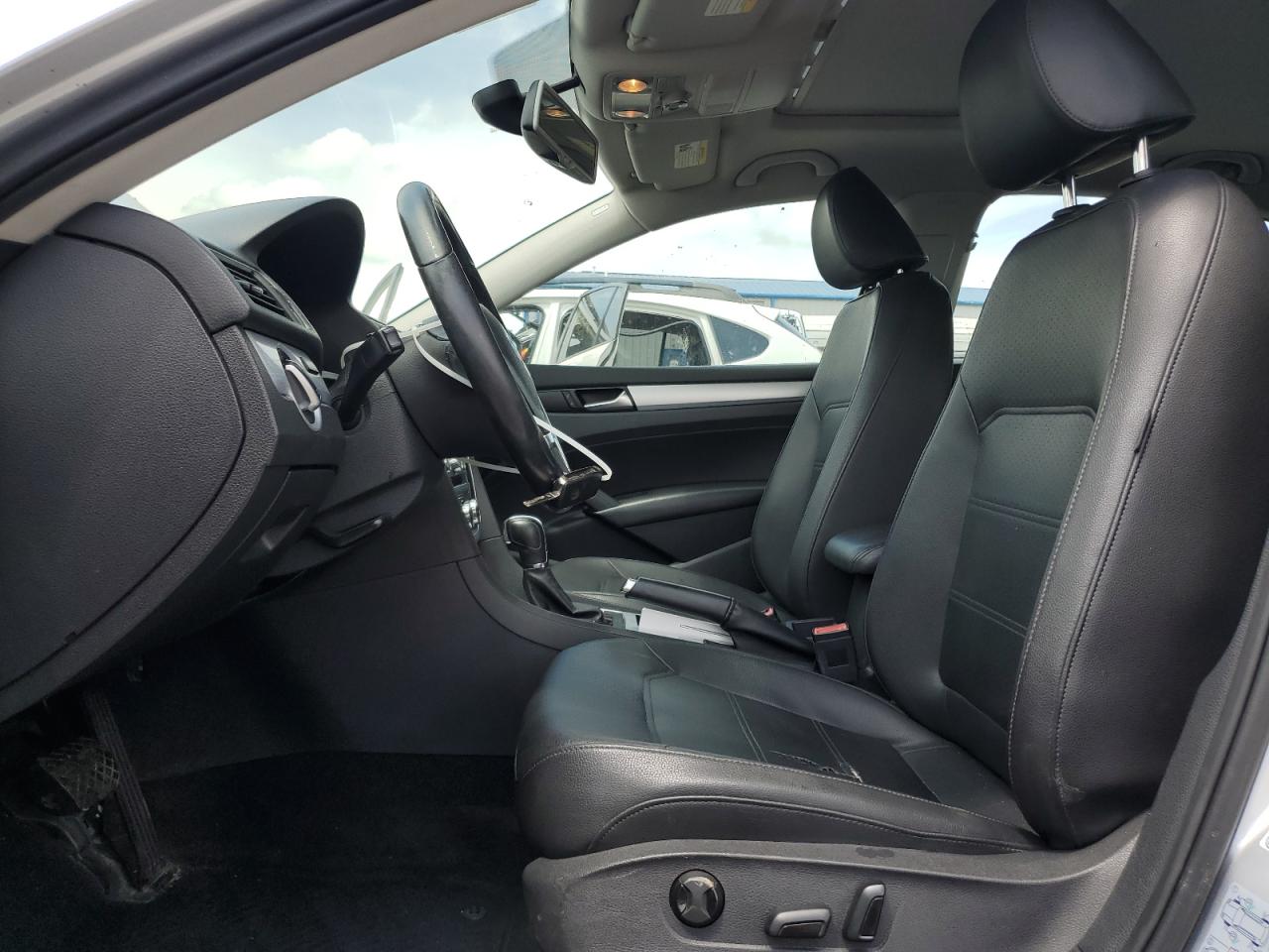 2012 Volkswagen Passat Se VIN: 1VWBP7A36CC082421 Lot: 65199835