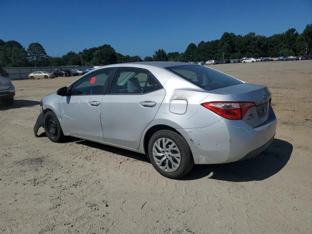  TOYOTA COROLLA 2017 Серебристый