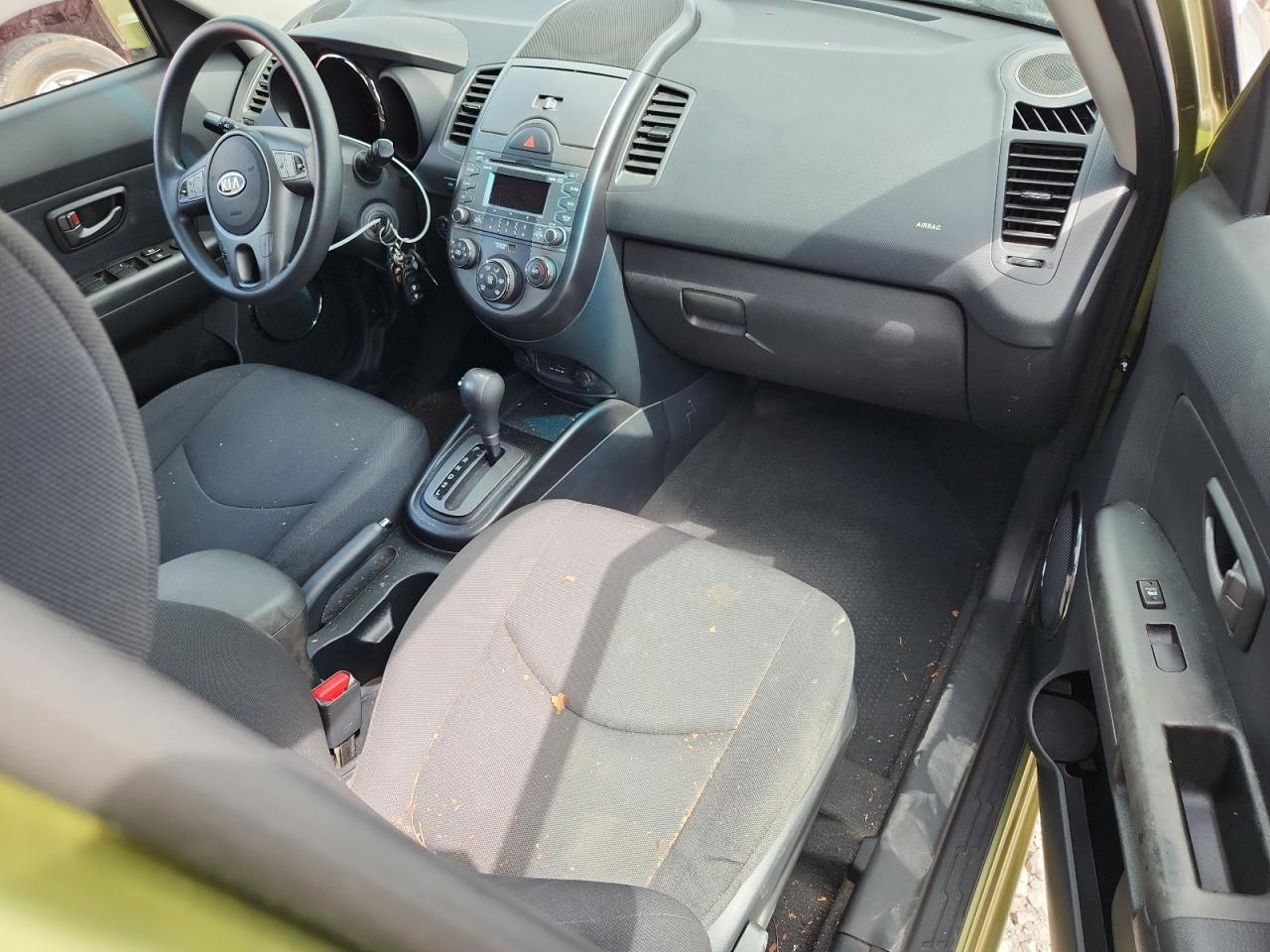 2010 Kia Soul + VIN: KNDJT2A21A7106537 Lot: 64618185