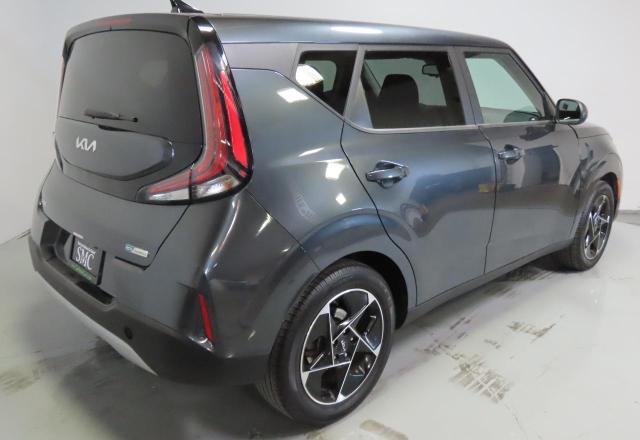  KIA SOUL 2023 Угольный