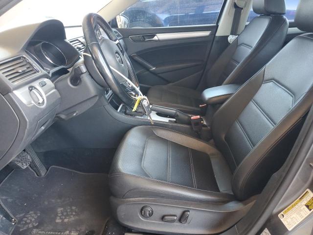  VOLKSWAGEN PASSAT 2019 Szary