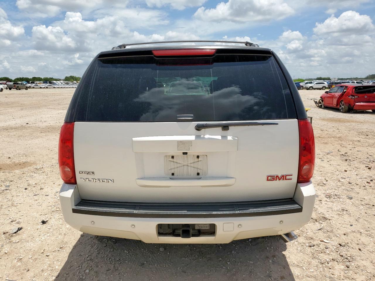 2011 GMC Yukon Slt VIN: 1GKS1CE08BR271861 Lot: 63841825