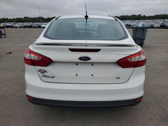  FORD FOCUS 2014 Biały