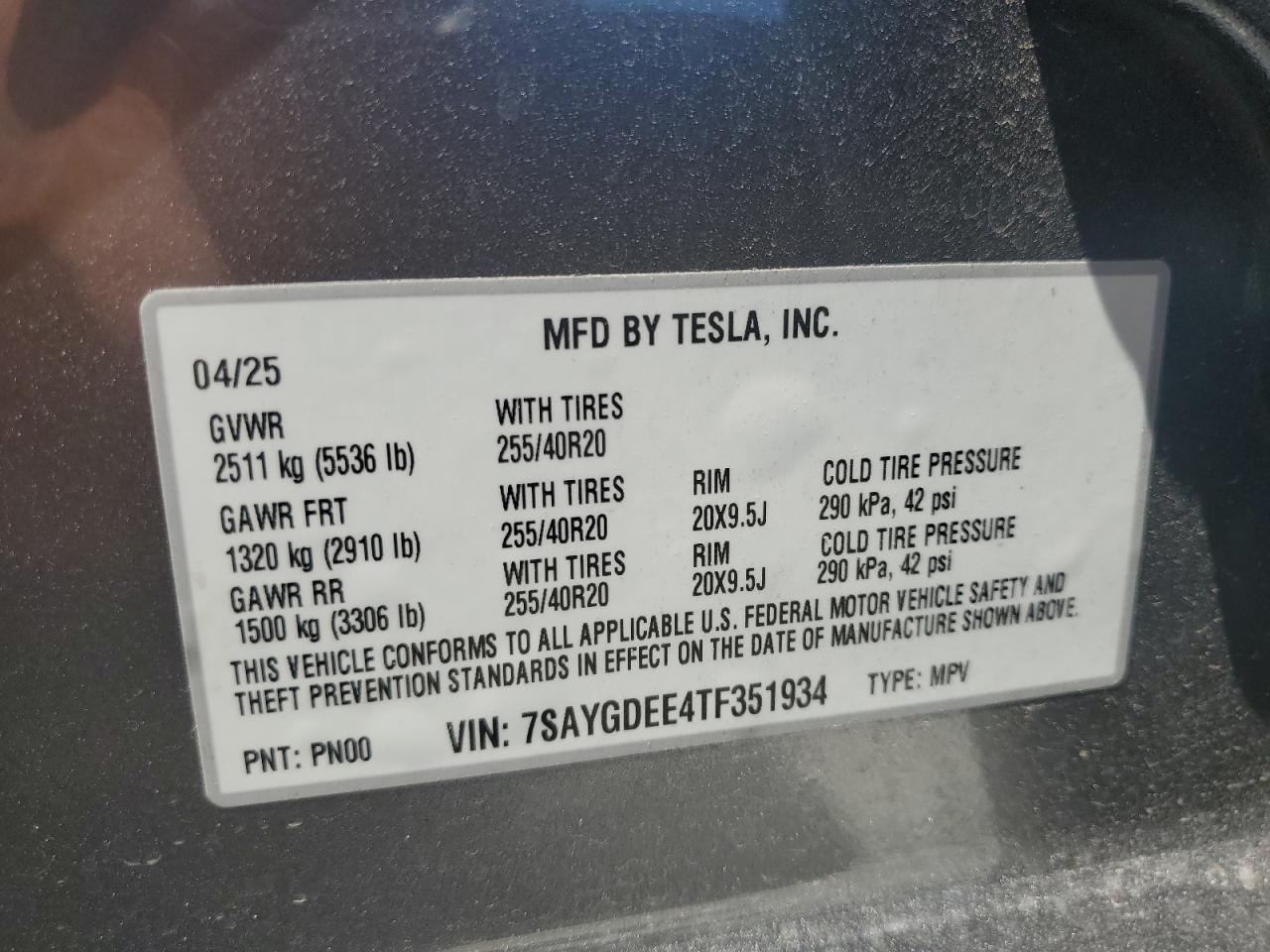 2026 Tesla Model Y VIN: 7SAYGDEE4TF351934 Lot: 62738255