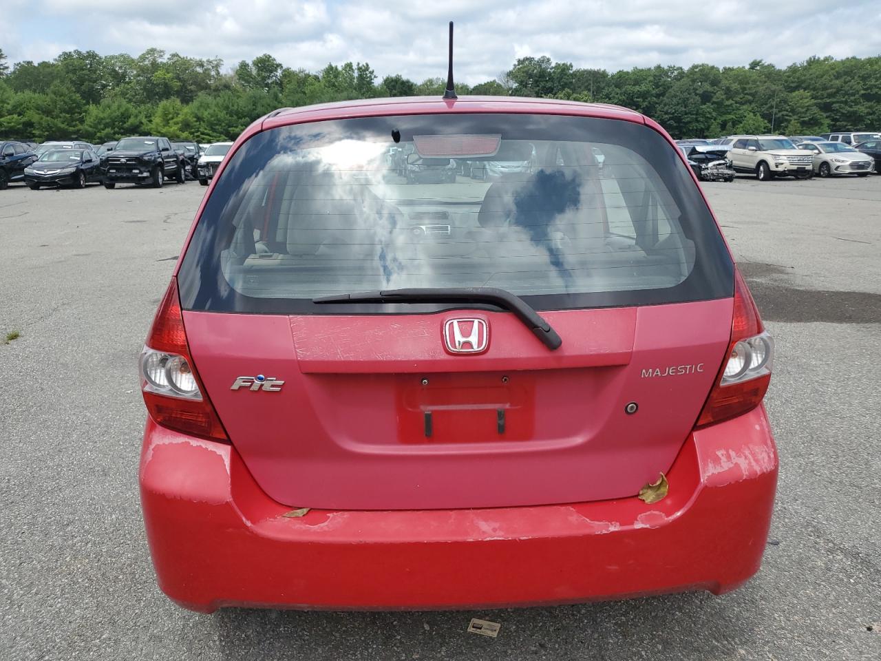 2007 Honda Fit VIN: JHMGD374X7S045277 Lot: 64231155