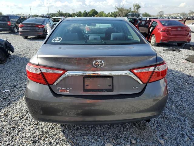  TOYOTA CAMRY 2016 Szary