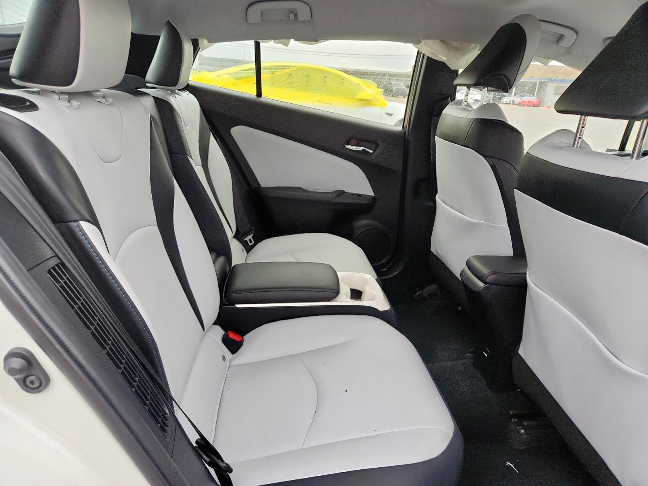 2018 Toyota Prius Prime VIN: JTDKARFP8J3100359 Lot: 63397625