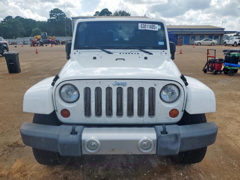  JEEP WRANGLER 2013 Белы