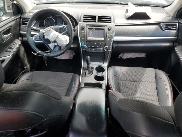  TOYOTA CAMRY 2017 Biały
