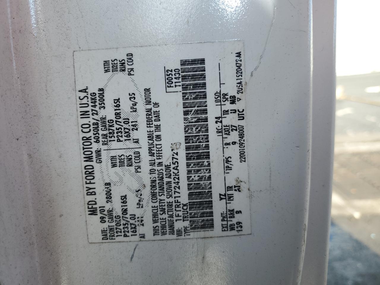 2002 Ford F150 VIN: 1FTRF17242KA57215 Lot: 62465565