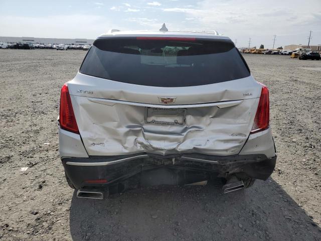  CADILLAC XT5 2019 Srebrny