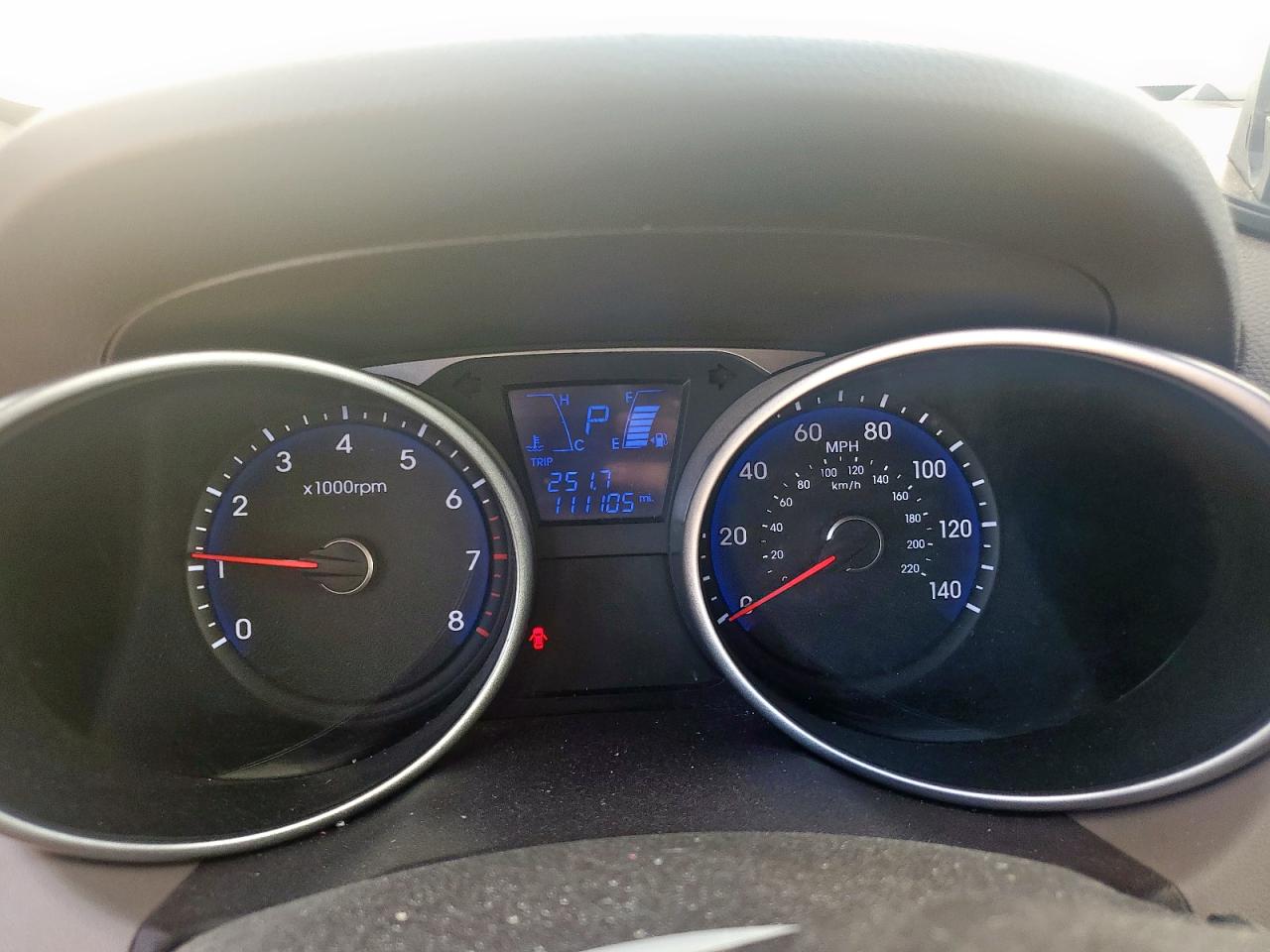 km8ju3ag7fu069299 KM8JU3AG7FU069299 2015 Hyundai Tucson Limited