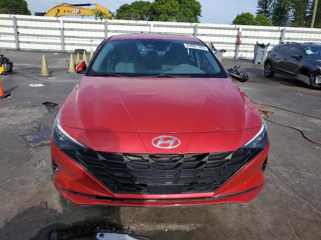  HYUNDAI ELANTRA 2022 Czerwony