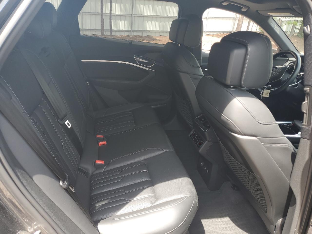 wa1vaagexkb007341 WA1VAAGEXKB007341 2019 Audi E-Tron Prestige