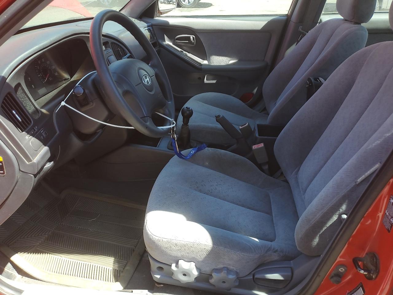 kmhdn46d05u949659 KMHDN46D05U949659 2005 Hyundai Elantra Gls