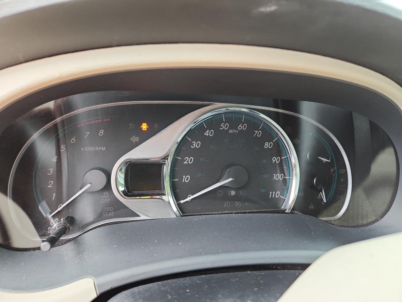 5tdyk3dc3bs160148 5TDYK3DC3BS160148 2011 Toyota Sienna Xle