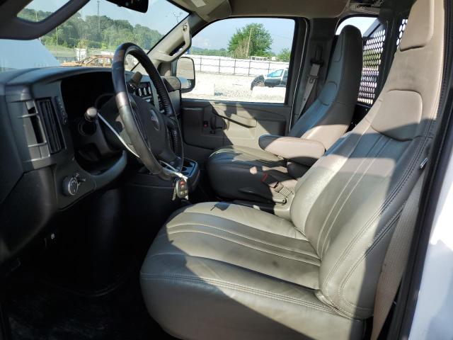  GMC SAVANA 2023 Белы