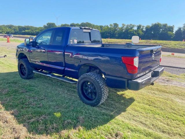  NISSAN TITAN 2017 Blue