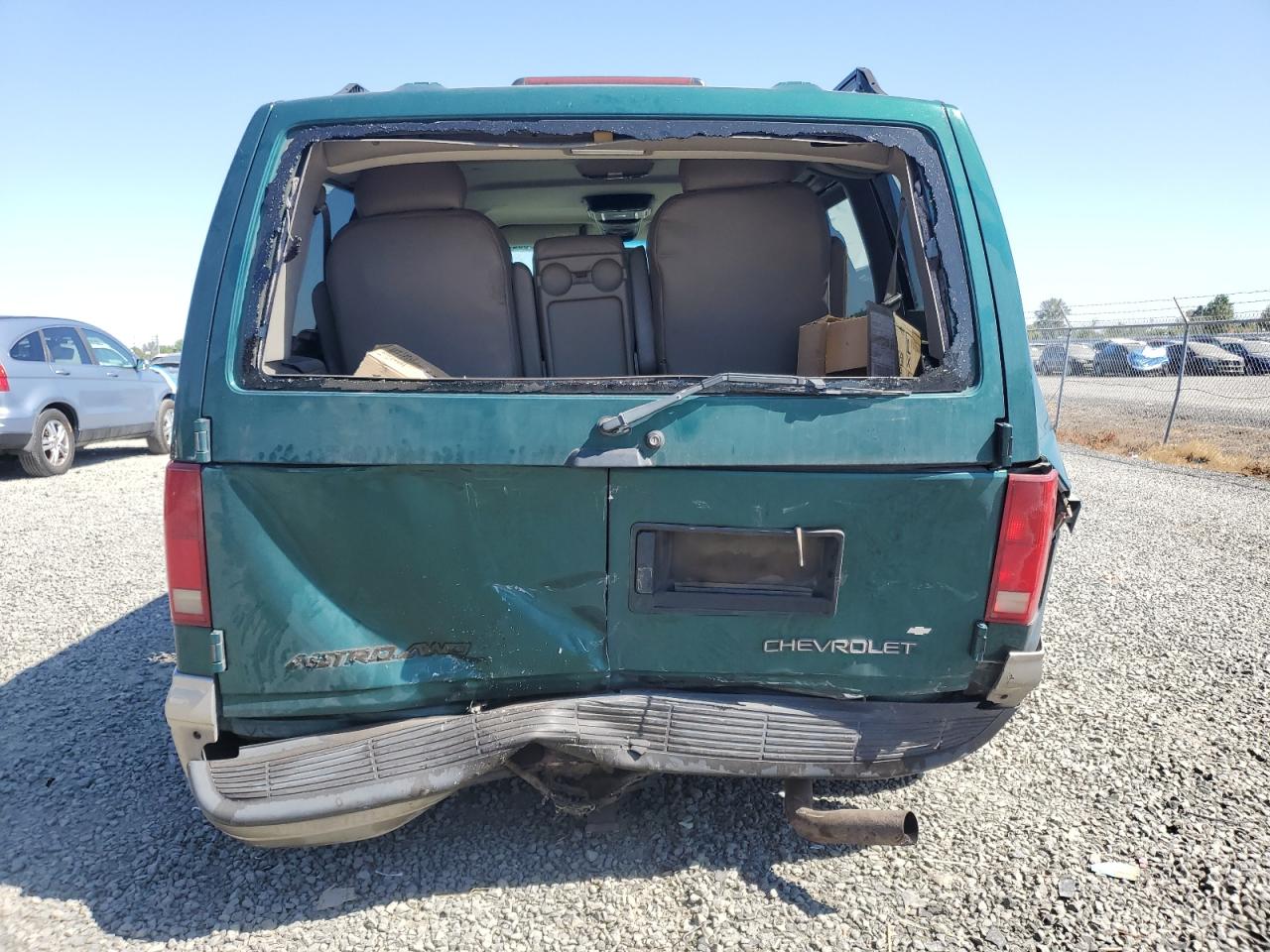 2004 Chevrolet Astro VIN: 1GNEL19X24B111542 Lot: 64989205