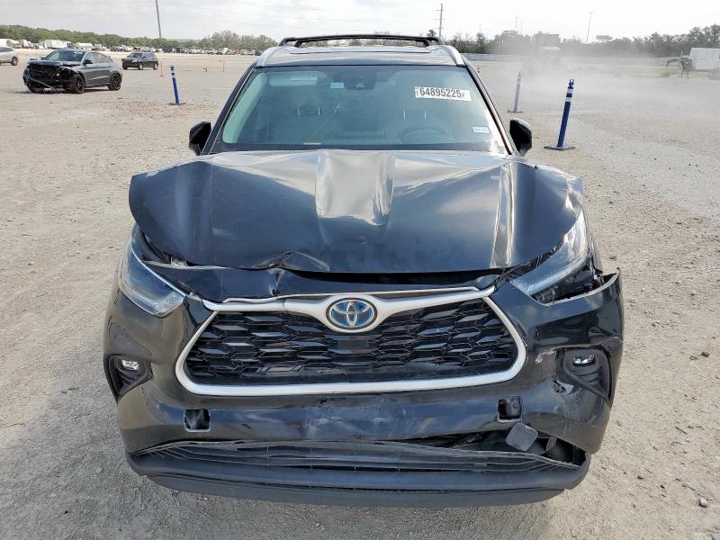  TOYOTA HIGHLANDER 2021 Черный