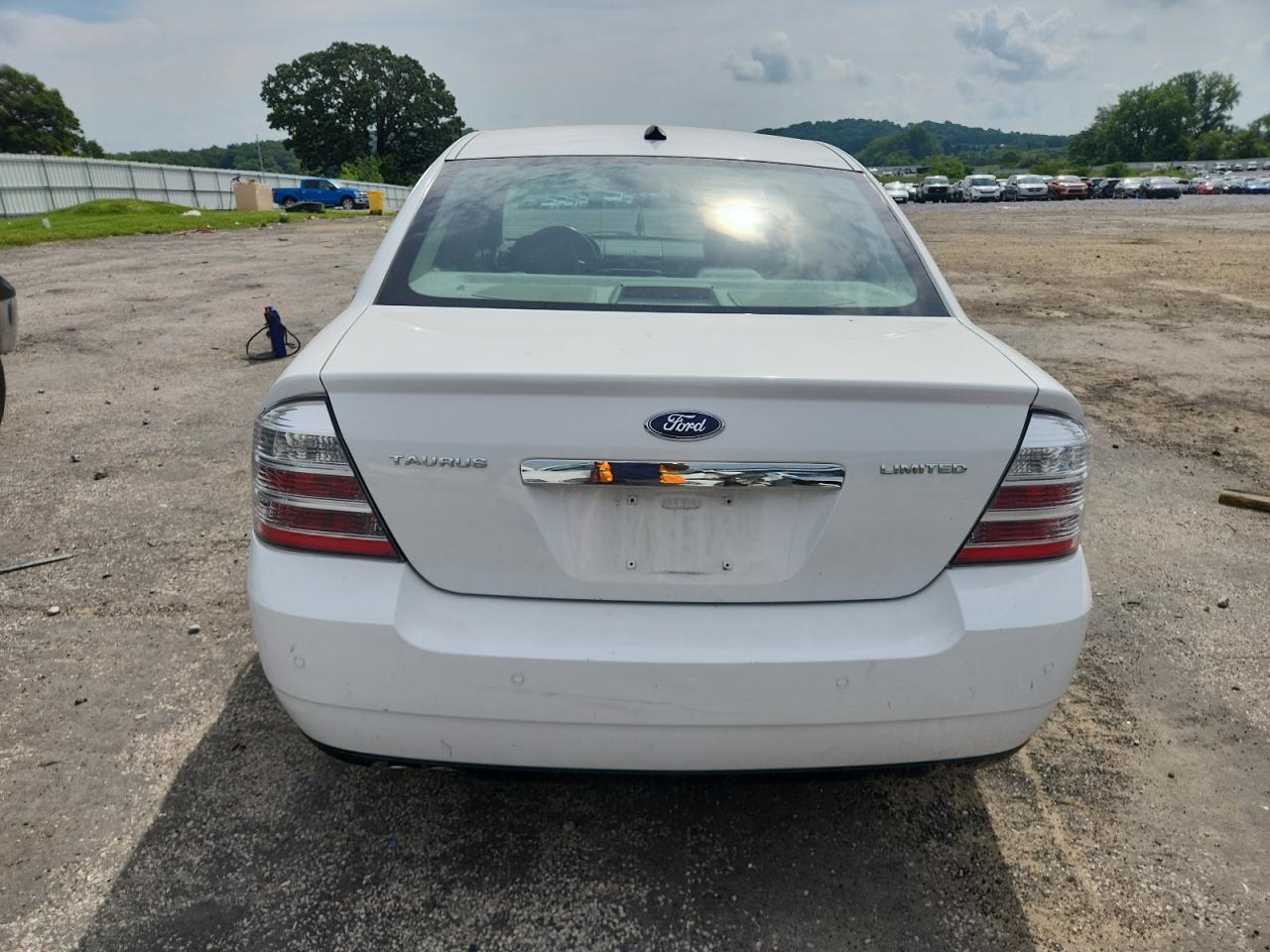 2008 Ford Taurus Limited VIN: 1FAHP25W48G157255 Lot: 64838735