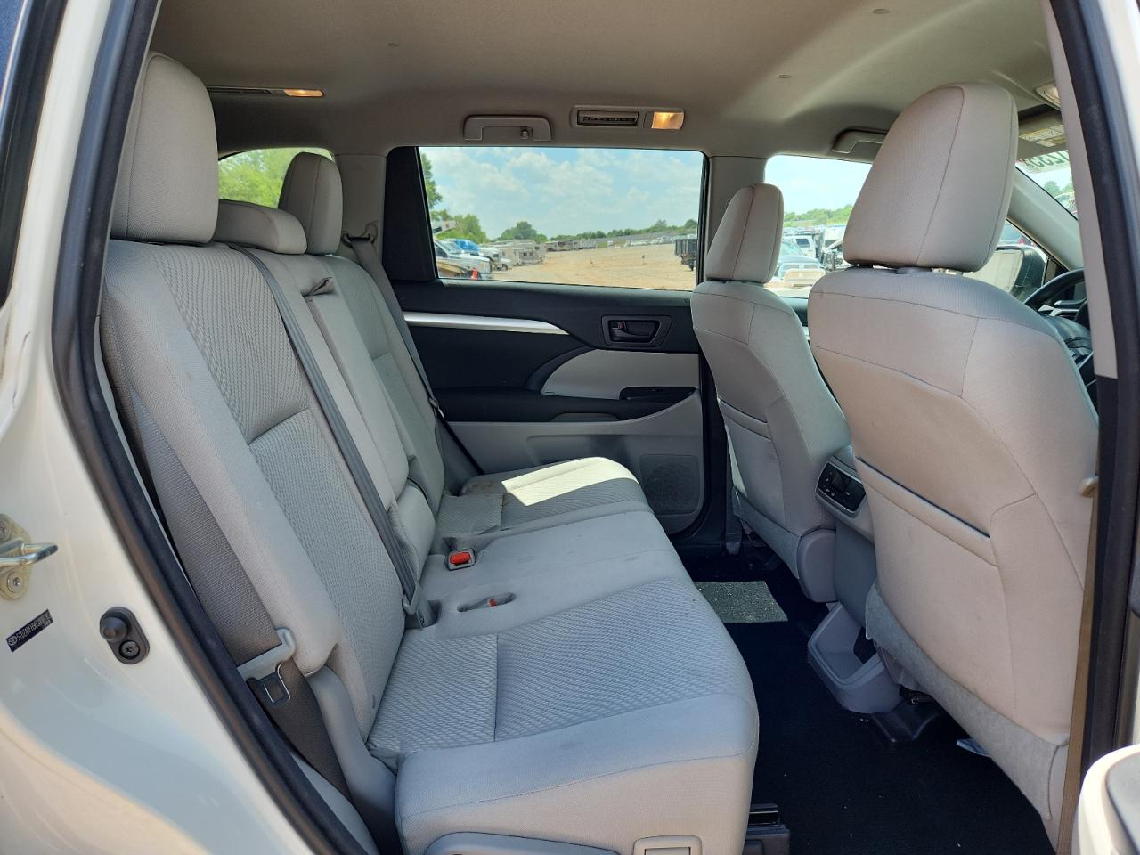 2014 Toyota Highlander Le VIN: 5TDZARFH9ES008785 Lot: 64101235
