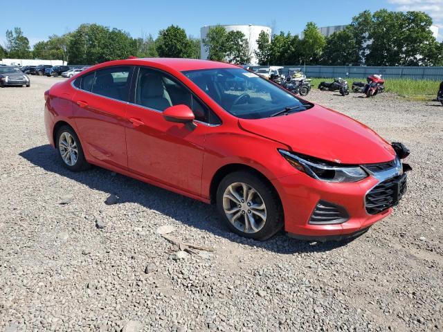  CHEVROLET CRUZE 2019 Czerwony