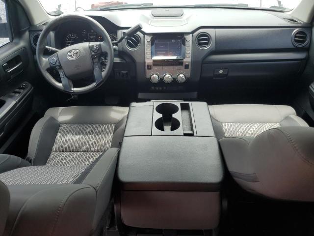  TOYOTA TUNDRA 2021 Srebrny