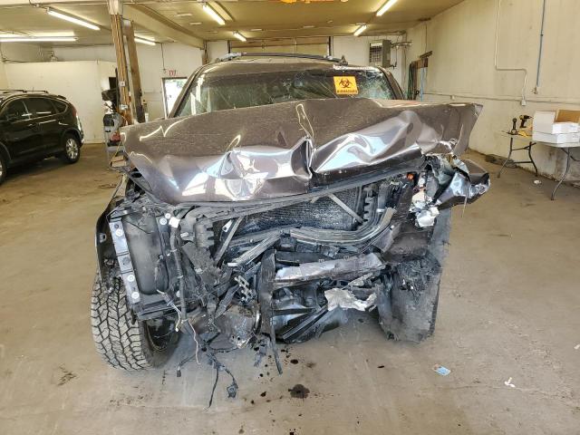  GMC YUKON 2016 Угольный