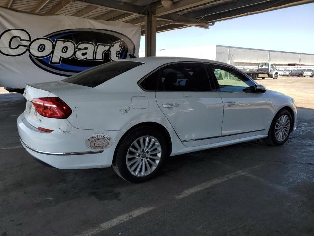  VOLKSWAGEN PASSAT 2016 Biały