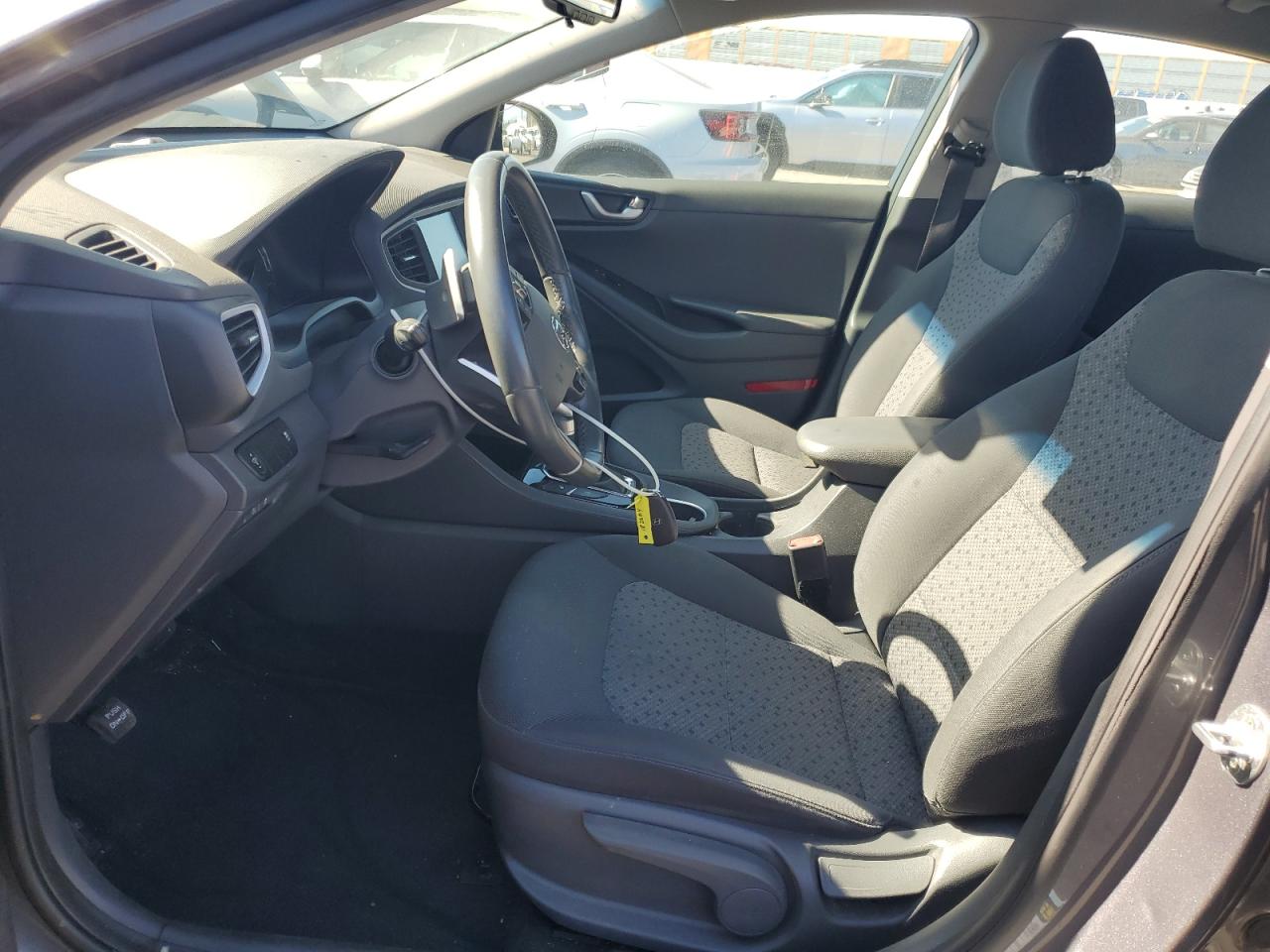 2019 Hyundai Ioniq VIN: KMHC65LD9KU182604 Lot: 63783075