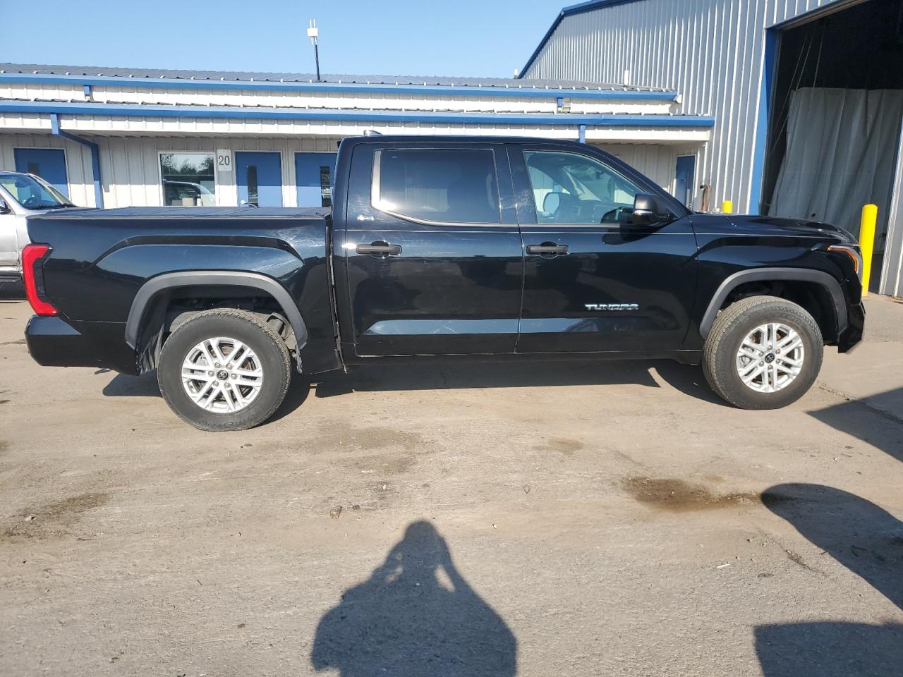 2022 Toyota Tundra Crewmax Sr VIN: 5TFLA5DB4NX026344 Lot: 66868455