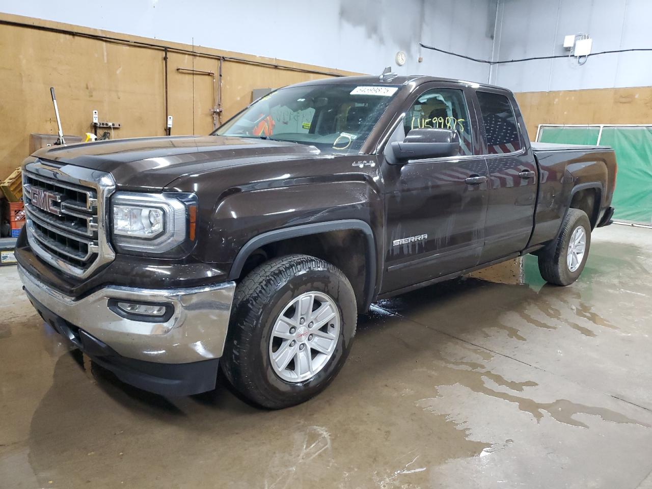 2019 GMC Sierra Limited K1500 Sle brown null gas 2GTV2MEC0K1108295 photo #1