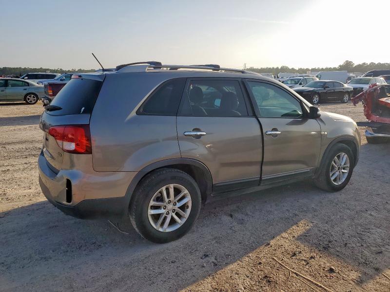 Паркетники KIA SORENTO 2015 Серебристый