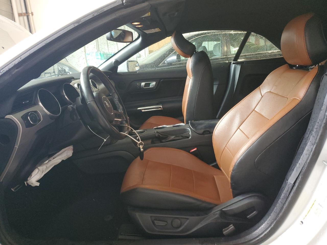 2020 Ford Mustang VIN: 1FATP8UH7L5106076 Lot: 63852305