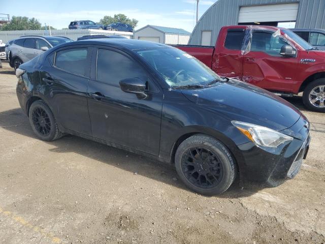  TOYOTA YARIS 2018 Czarny