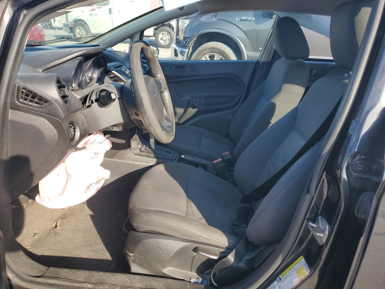 3FADP4TJ0FM142143 2015 Ford Fiesta S