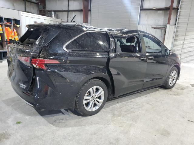  TOYOTA SIENNA 2023 Czarny