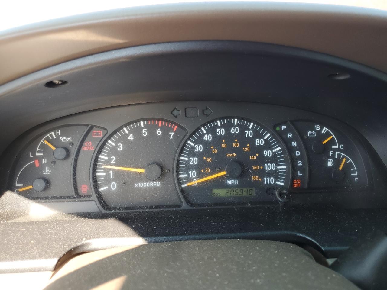 2000 Toyota Tundra Access Cab VIN: 5TBBT4411YS004568 Lot: 64050925