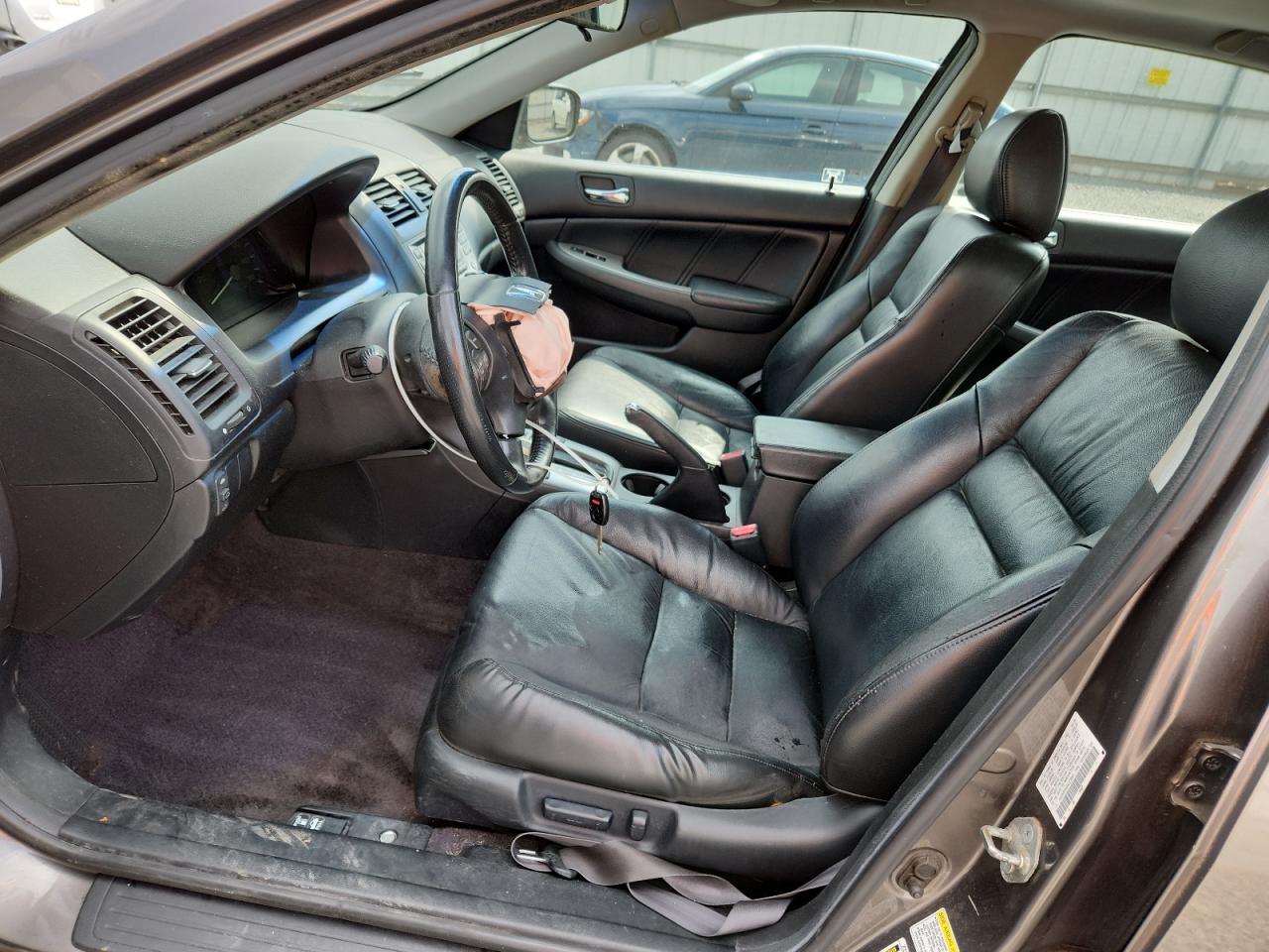 2006 Honda Accord Ex VIN: 1HGCM56836A177593 Lot: 63880095